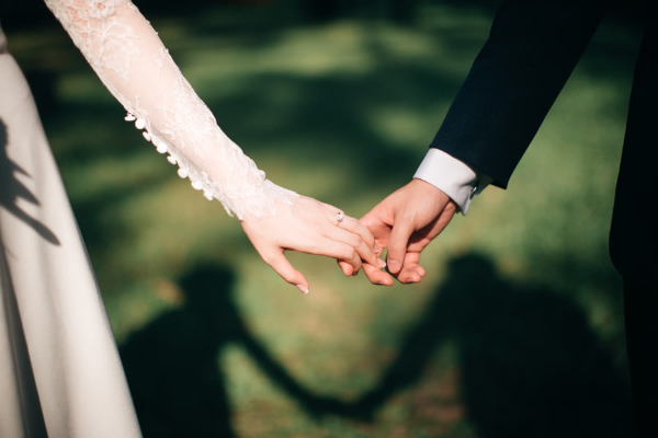 理解与行动：如何以成熟姿态挽回男人的心